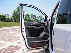 风行CM7 2018款 2.0T 自动旗舰型