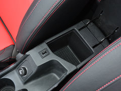 中华V3 2017款 1.5T 自动旗舰型