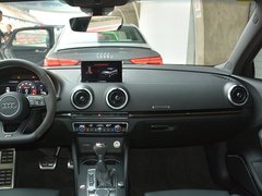 奥迪RS3 2017款 RS 3 2.5T Limousine