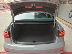奥迪RS3 2017款 RS 3 2.5T Limousine