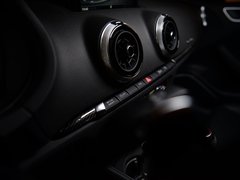 奥迪RS3 2017款 RS 3 2.5T Limousine