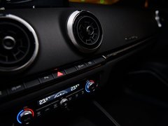 奥迪RS3 2017款 RS 3 2.5T Limousine
