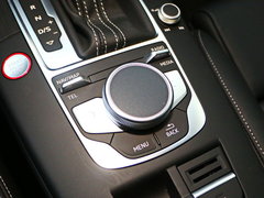 奥迪RS3 2017款 RS 3 2.5T Limousine