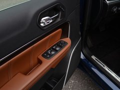 大指挥官 2018款 2.0T 四驱御享版 国V