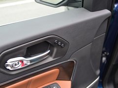 大指挥官 2018款 2.0T 四驱御享版 国V