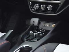 东南DX3 2018款 1.5T 户外版 CVT尊贵型