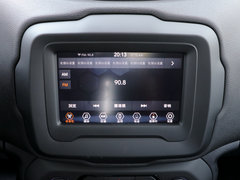 自由侠 2018款 互联大屏版 180T 自动高能版