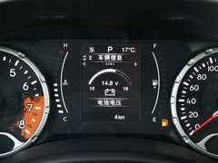 自由侠 2018款 互联大屏版 180T 自动高能版