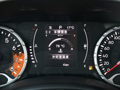 自由侠 2018款 互联大屏版 180T 自动高能版