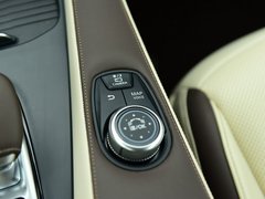英菲尼迪QX50 2018款 2.0T 四驱旗舰版