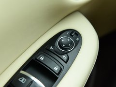 英菲尼迪QX50 2018款 2.0T 四驱旗舰版