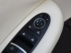 英菲尼迪QX50 2018款 2.0T 四驱旗舰版