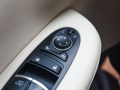 英菲尼迪QX50 2018款 2.0T 四驱旗舰版