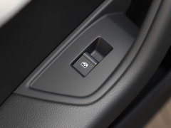 奥迪A4L 2019款 40 TFSI 时尚型 国VI
