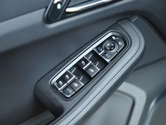 Macan 2020款 Macan Turbo 2.9T