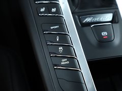 Macan 2020款 Macan Turbo 2.9T