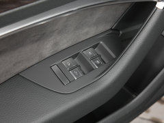 奥迪A6L 2019款 45 TFSI quattro 尊享致雅型