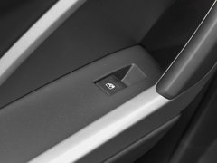奥迪Q3 2019款 35 TFSI 进取动感型