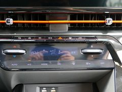 新宝骏RC-6 2019款 1.5T CVT 24小时在线豪华型