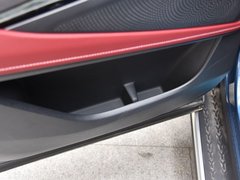 上汽大通MAXUS D60 2019款 1.5T 自动极客全配版 7座