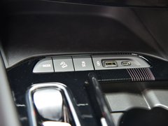 昂科旗 2020款 28T 两驱豪华型
