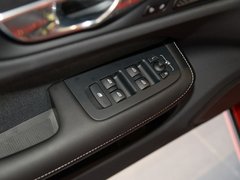 沃尔沃S60 2020款 T5 智雅运动版