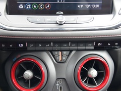 雪佛兰开拓者 2020款 RS 650T Twin-Clutch四驱7座擎版