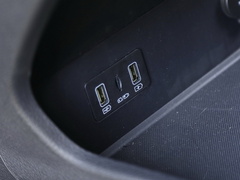 宋MAX新能源 2022款 DM-i 51KM 豪华型
