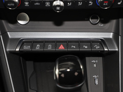 奥迪Q3 2020款 轿跑 45 TFSI quattro 豪华型