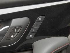 雪佛兰开拓者 2020款 RS 650T Twin-Clutch四驱7座擎版