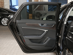 奥迪A6L 2020款 45 TFSI quattro 尊享致雅型