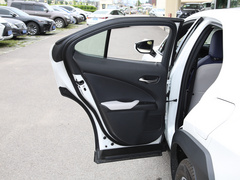 雷克萨斯UX新能源 2020款 300e 纯・享版