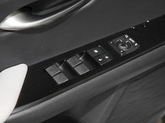 雷克萨斯UX新能源 2020款 300e 纯・享版