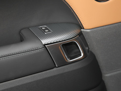 揽胜运动 2021款 3.0 L6 耀黑版