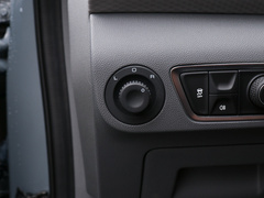 新宝骏RC-5 2020款 1.5L 手动智耀豪华型