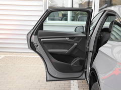 奥迪Q5L Sportback 2021款 40 TFSI 上市特别版
