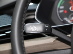 帕萨特新能源 2022款 430PHEV 混动豪华版