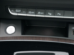 奥迪Q5L 2021款 45TFSI 甄选动感型