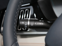 宋PLUS新能源 2021款 EV 尊贵型