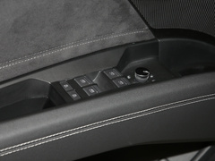 奥迪Q5 e-tron 2022款 40 e-tron 星耀型 锦衣套装