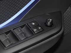 丰田C-HR 2021款 2.0L 舒适版