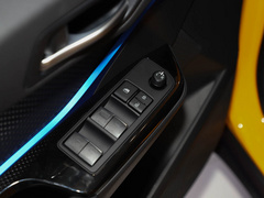 丰田C-HR 2021款 双擎 2.0L E-CVT豪华版