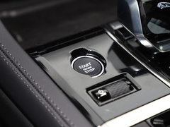 捷豹XFL 2021款 XFL 2.0T P250 四驱曜黑运动版