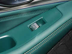 传祺GS8 2022款 领航系列 2.0TGDI 两驱豪华智联版6座 