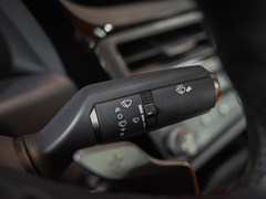 雷克萨斯ES 2021款 300h 卓越版