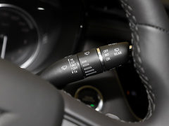 凯迪拉克XT6 2022款 2.0T 七座四驱风尚型