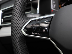 途观L 2022款 380TSI 自动四驱R-Line越享版7座