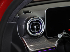 奔驰C级 2022款 C 260 L 运动版