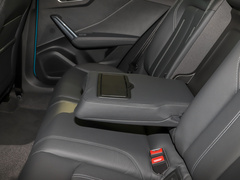 奥迪Q2L 2022款 35 TFSI 进取致雅型