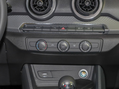 奥迪Q2L 2022款 35 TFSI 进取致雅型